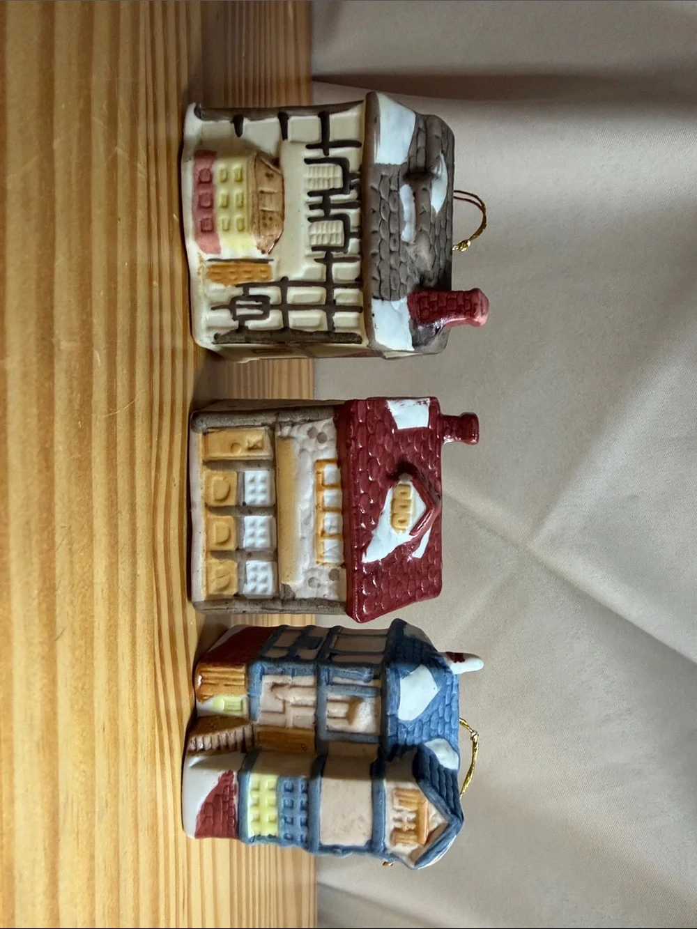 Vintage House of Lloyd Old English Village Ornaments Set of 3 Boxed